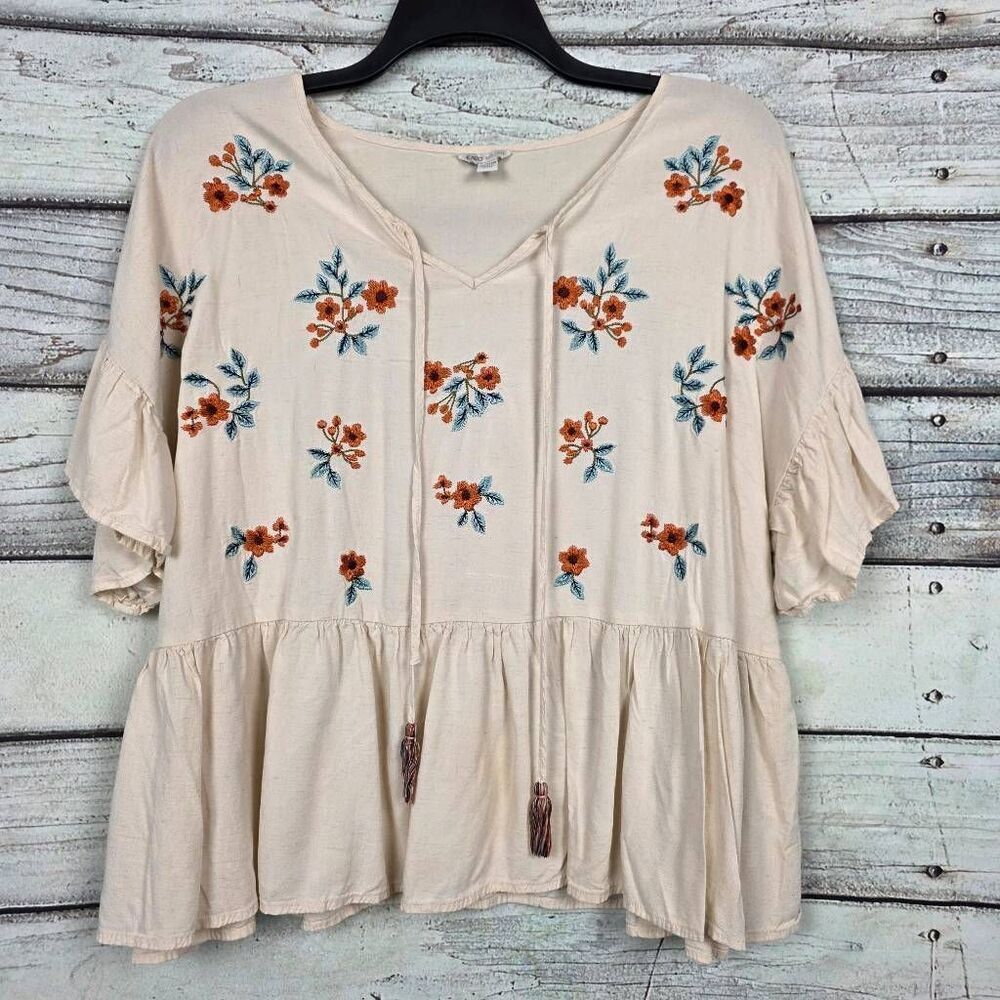 Cato Cream Embroidered Peplum Top Short Sleeve Size 18 20W